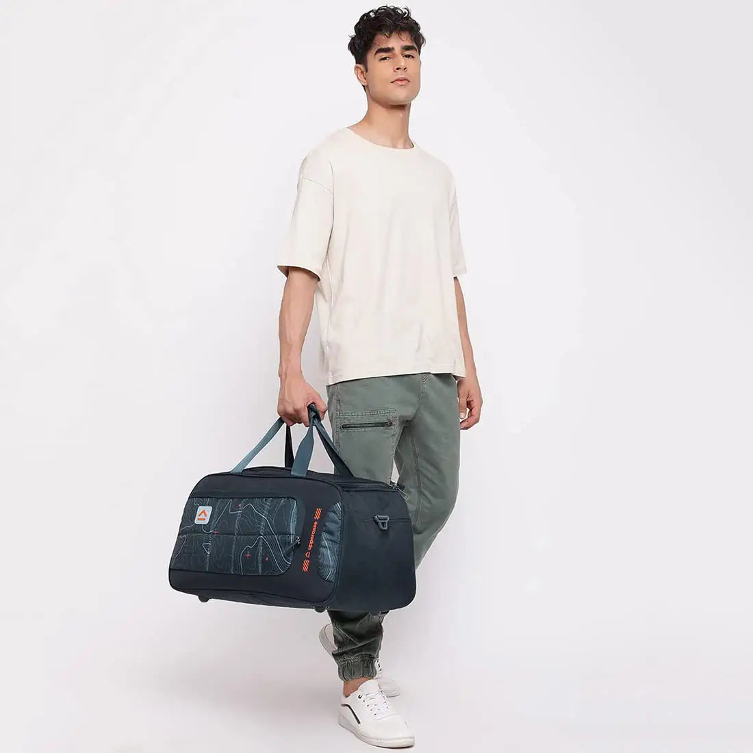 uppercase Topo 55Cm Duffle Bag, 44 Lts, Dust Resistant Travel Bag, Spacious Main Compartment, Adjustable Shoulder Strap, Sustainable Duffle Bag For Women & Men, 1500 Days Warranty 